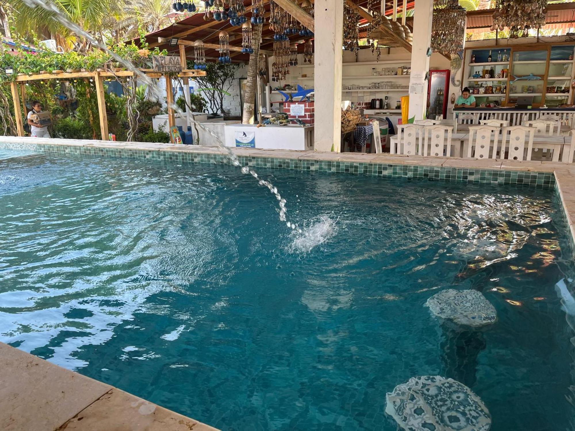 Covenitas Hotel Playa Tiburon מראה חיצוני תמונה